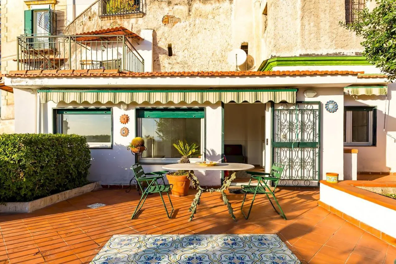 Villa Paola - Hidden Panoramic Garden And Terraces By Napoliapartments 0*, Naples Italy