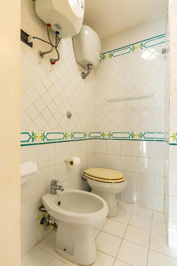 Apartment Villa Paola - Hidden Panoramic Garden And Terraces By Napoliapartments
