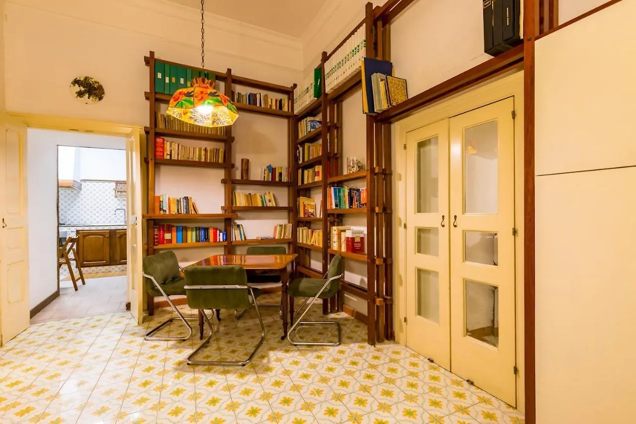 Apartment Villa Paola - Hidden Panoramic Garden And Terraces By Napoliapartments